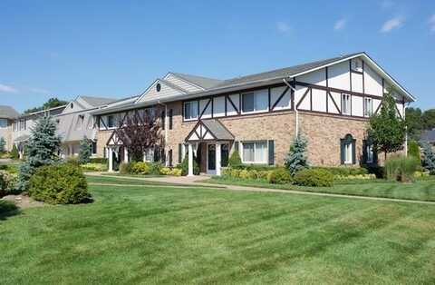 43 Twilight Walk, Holbrook, NY 11741