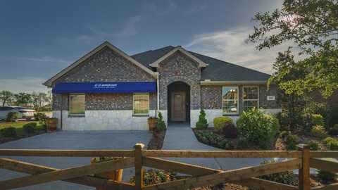 102 Caden Dr, Caddo Mills, TX 75135