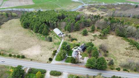 210 Augusta Road, Topsham, ME 04086