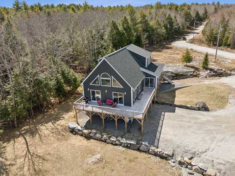 67 Brandons Lane, Bowdoinham, ME 04008