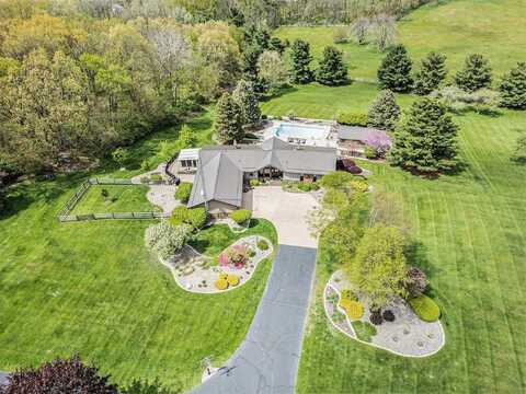 54763 Colonial Ridge Drive, Bristol, IN 46507