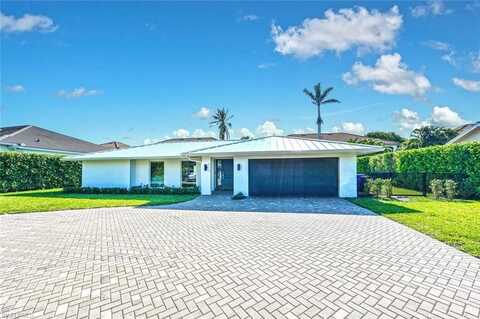 646 Park Shore, NAPLES, FL 34103