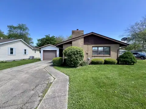708 E Ficklin Street, Tuscola, IL 61953