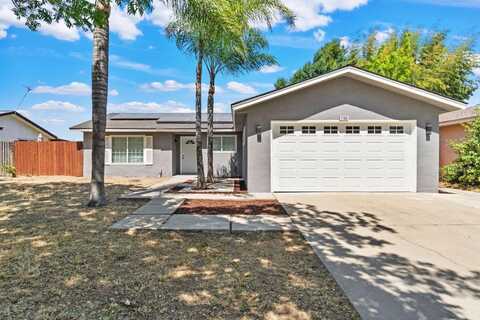 1704 Los Altos Avenue E, Fresno, CA 93710
