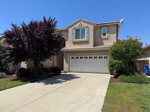1822 Magnolia N, Clovis, CA 93619