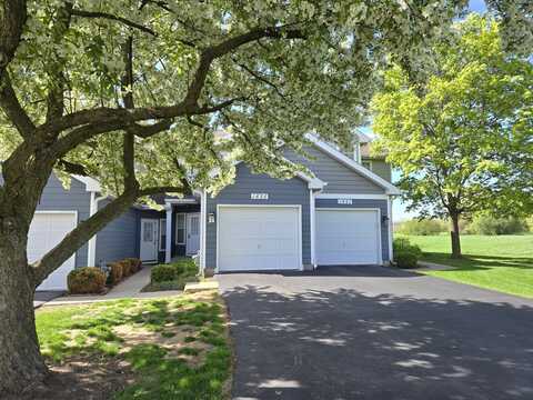 1625 Woodcrest Circle, Mundelein, IL 60060