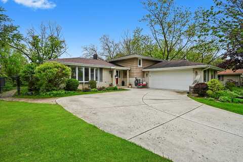 7513 Rohrer Drive, Downers Grove, IL 60516