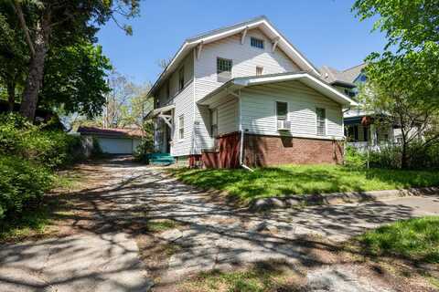 806 E Olive Street, Bloomington, IL 61701