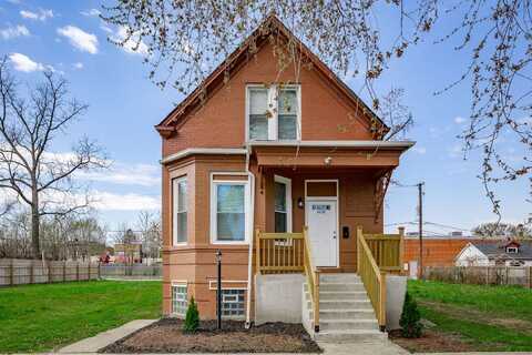 6132 S Justine Street, Chicago, IL 60636