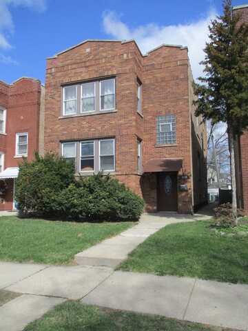 1525 Gunderson Avenue, Berwyn, IL 60402