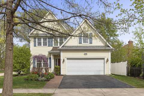 569 Prairie Avenue, Glen Ellyn, IL 60137