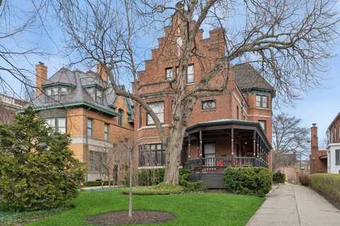 4923 S Greenwood Avenue, Chicago, IL 60615