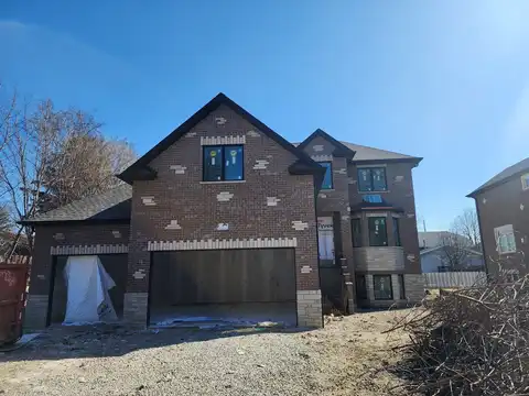 10441 S 83rd Avenue, Palos Hills, IL 60465
