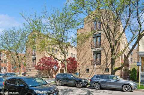 1350 W BYRON Street, Chicago, IL 60613