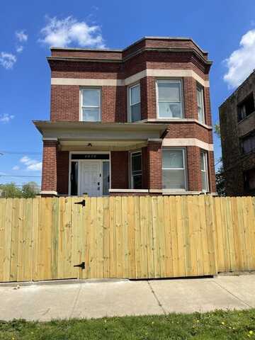 7043 S Green Street, Chicago, IL 60621