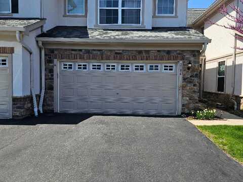 2186 Shadow Creek Court N, Vernon Hills, IL 60061