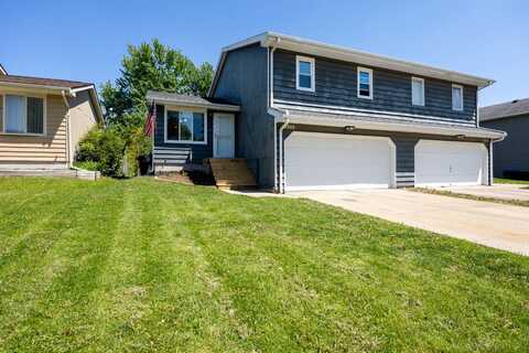 1305 Cadwell Drive, Bloomington, IL 61704
