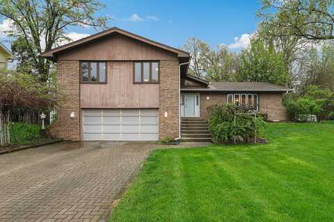 407 Brad Court, Naperville, IL 60565
