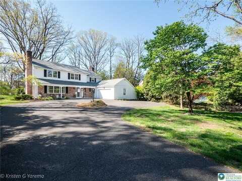3856 Maulfair Place, Macungie, PA 18103