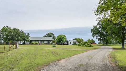 471804 1070 RD, Muldrow, OK 74948
