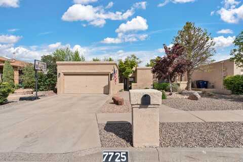 7725 JACOBO Drive NE, Albuquerque, NM 87109