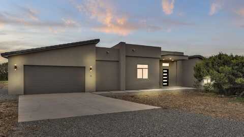 15 Meadowland Court, Tijeras, NM 87059