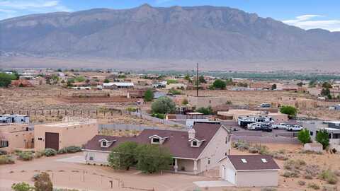 1810 EUCALYPTUS Road NE, Rio Rancho, NM 87144