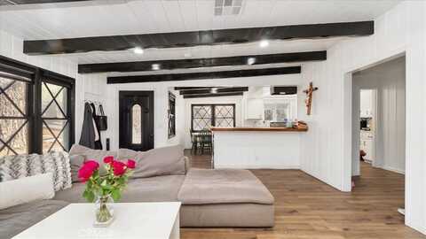 31031 Wild Oak Drive, Running Springs, CA 92382