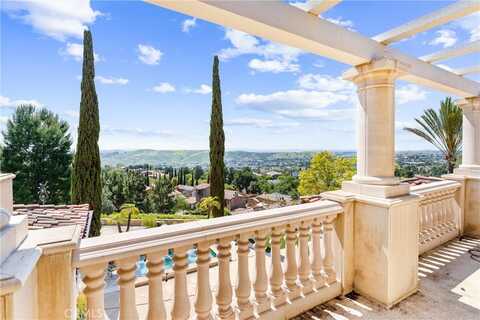 19 Fox Hole Road, Ladera Ranch, CA 92694