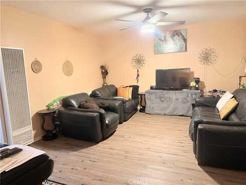 4700 Clair Del Avenue, Long Beach, CA 90807