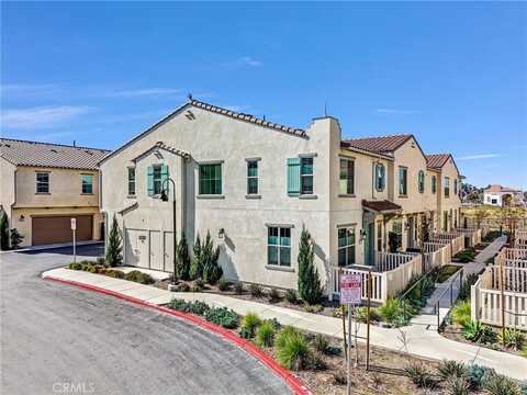 420 N Glenwood Avenue, Rialto, CA 92376