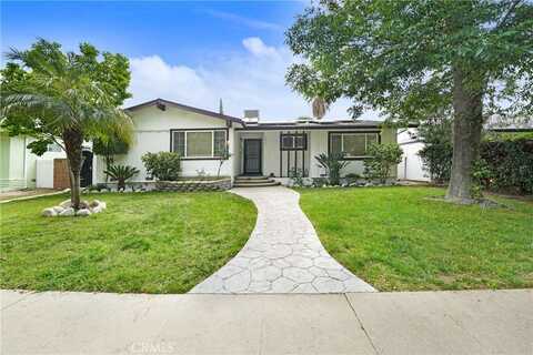 6660 Woodlake Avenue, West Hills, CA 91307