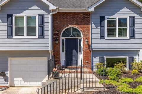 1215 SMOKE HILL Lane, Hoschton, GA 30548