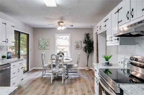 10213 Tall Pine Ct, Villa Rica, GA 30180