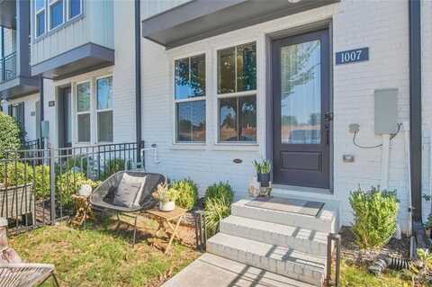 1007 KATIE KERR Drive, Decatur, GA 30030