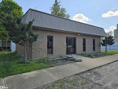 209 W Railroad Street, Mount Union, IA 52644