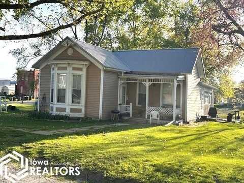 203 Park Street, Hedrick, IA 52563