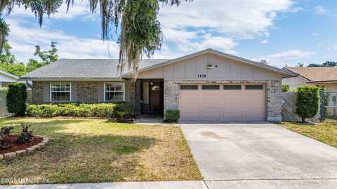 7876 SPANISH OAKS Drive, Jacksonville, FL 32221