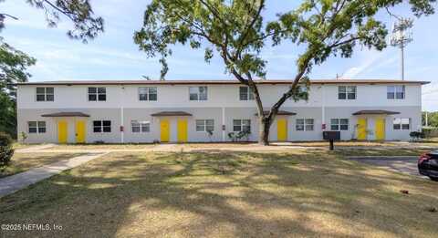 2851 YELLOW PINE Court, Jacksonville, FL 32277