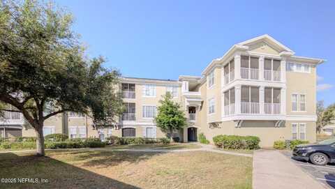 8290 GATE Parkway W, Jacksonville, FL 32216