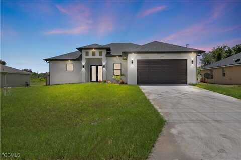 3005 28th Street SW, Lehigh Acres, FL 33976