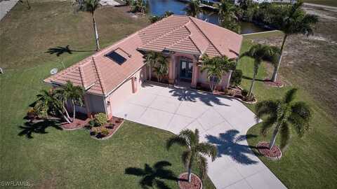 3237 Yucatan Parkway, Cape Coral, FL 33993