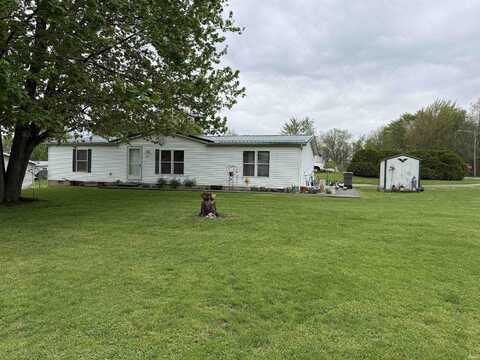 102 Willow Bend, Wolcottville, IN 46795