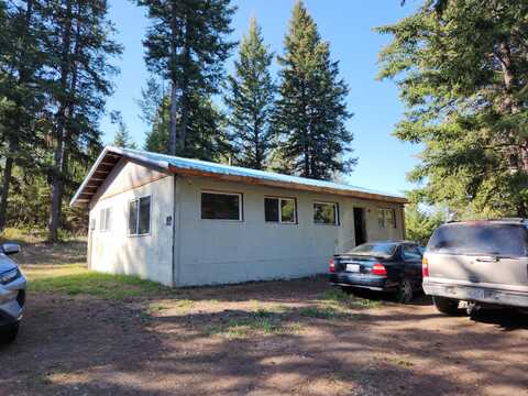 51 TRAPLINE LOOP RD, OROVILLE, WA 98844
