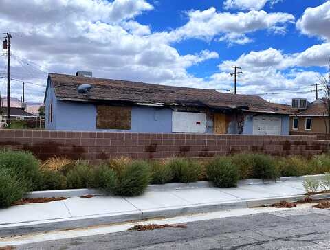 1918 Barstow Road, Mojave, CA 93501