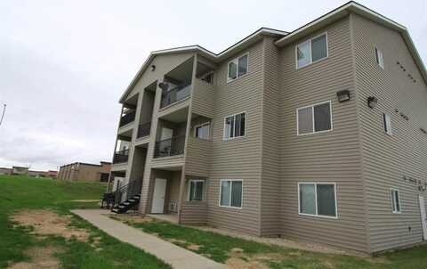 1624 20th Ave NW, Minot, ND 58703