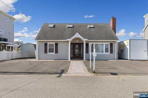 234 Cedar Drive, Berkeley, NJ 08721