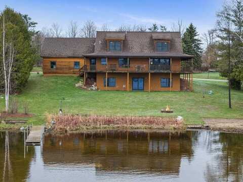 8120 Susan Shore, Charlevoix, MI 49720