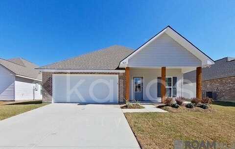 8025 Hendrick Dr, Baton Rouge, LA 70817