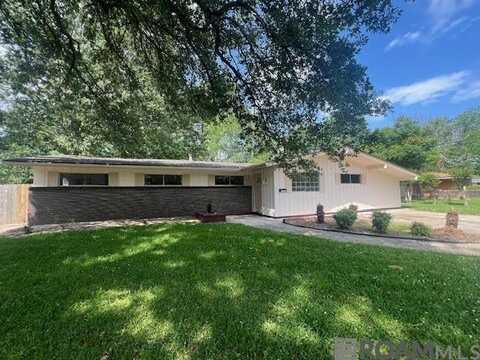 2464 Kensington Dr, Baton Rouge, LA 70809